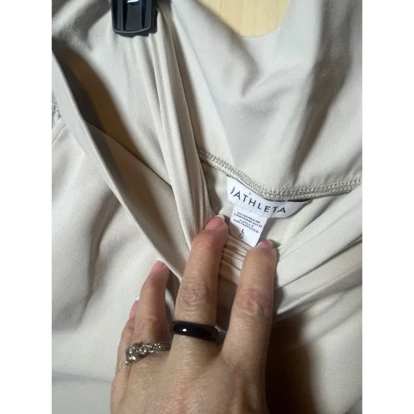 Athleta Wide Leg Pants Light Beige Athleisure Comfortable Size G - Picture 4 of 5